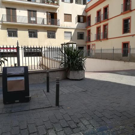 Hostal Arias Siviglia Esterno foto