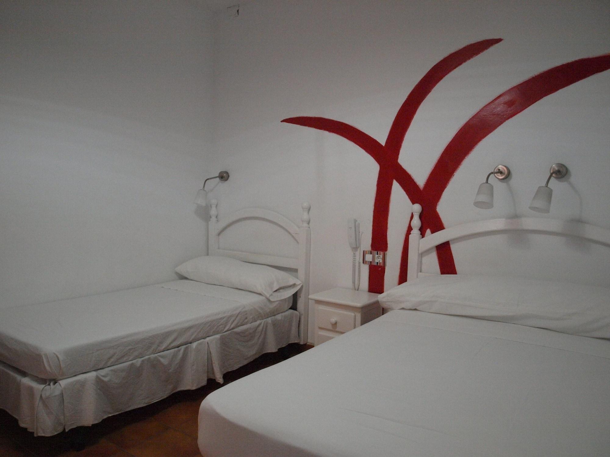 Hostal Arias Siviglia Esterno foto