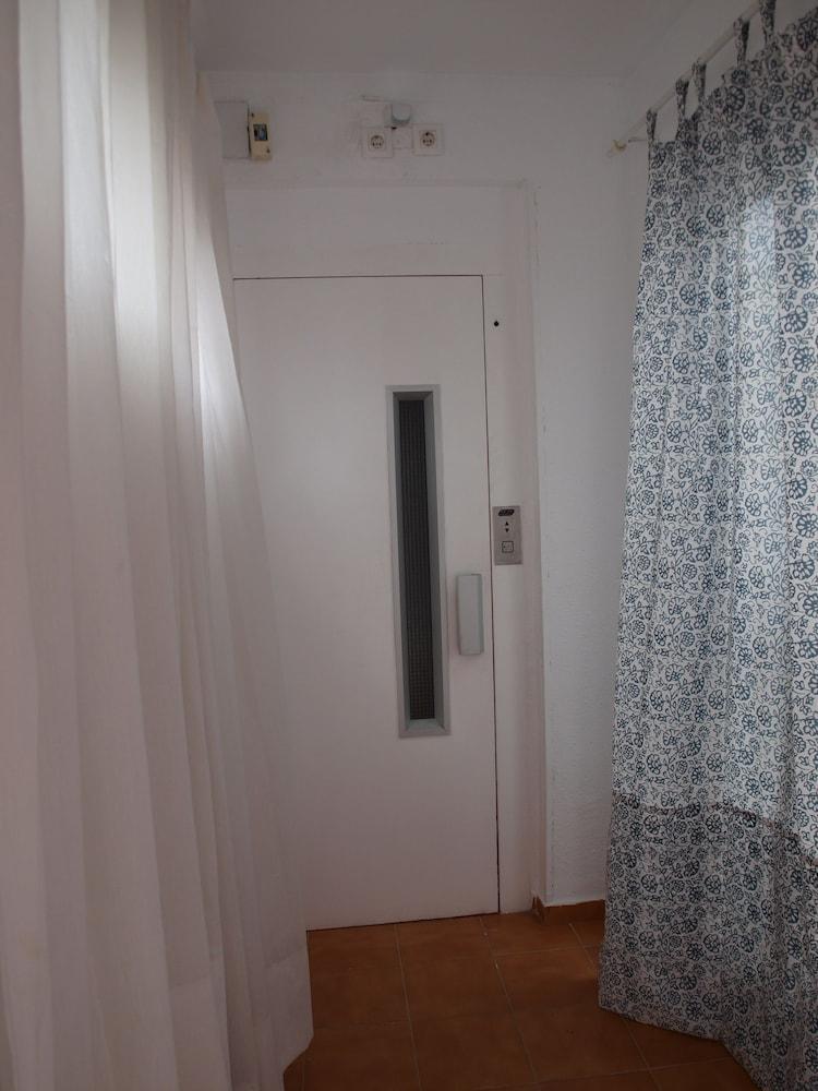 Hostal Arias Siviglia Esterno foto